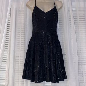 WINDSOR BLACK SPARKLE PARTY DRESS